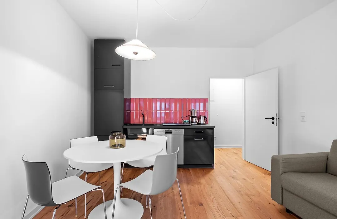 Jungfernstieg Family&Business Apartment-1
