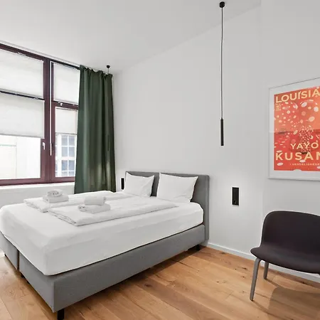 Jungfernstieg Family&Business Apartment-3